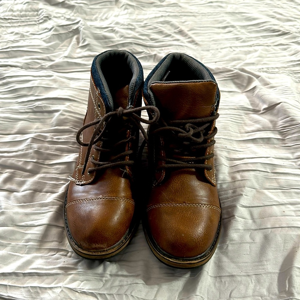 Boys dress boots